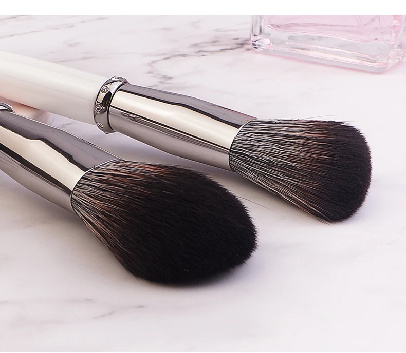7 pcs Pearl White Makeup Brush Set