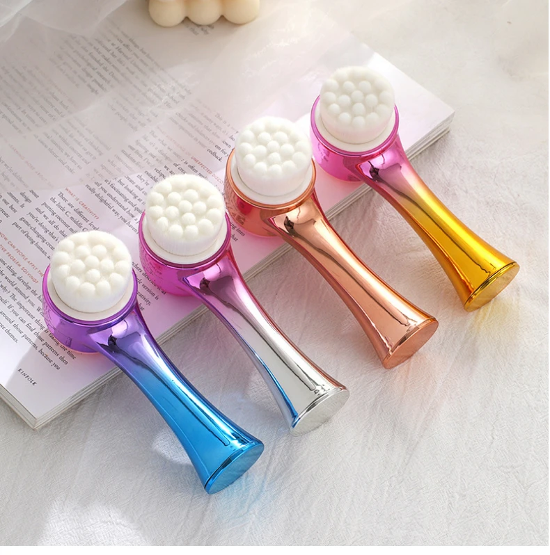 Electroplated face cleaning brush