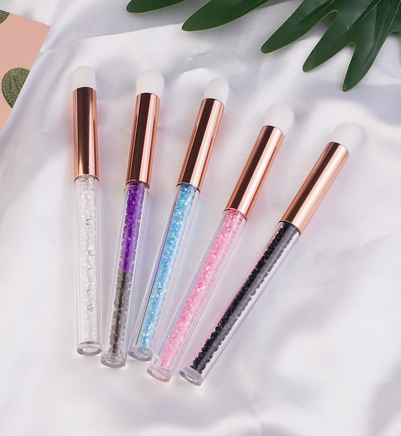 Wooden handle lash cleaning brush