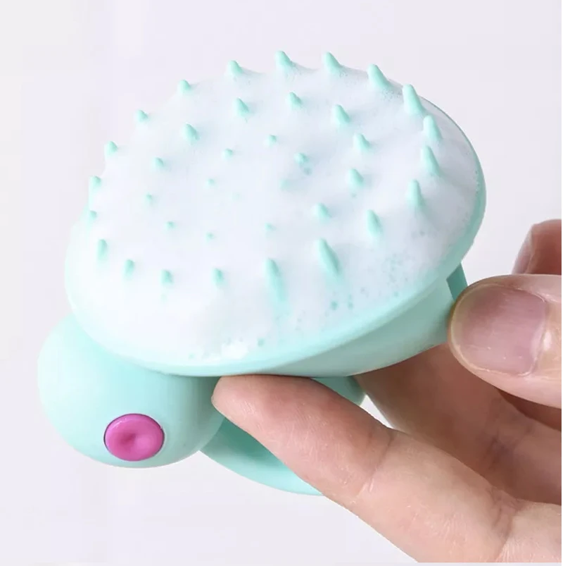 Rabbit shampoo brush